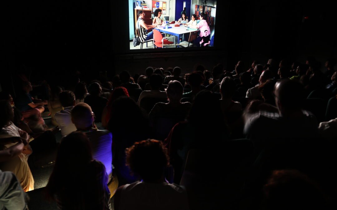 Sala lotada para prestigiar as produções da 13ª Mostra Outros Olhares – Programa Pequenos Olhares no 33º FCV