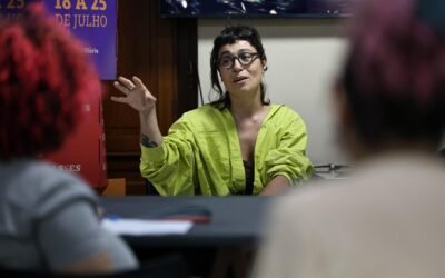 OFICINA PERCURSOS CRIATIVOS: A CONSTRUÇÃO DE PROPOSTAS VISUAIS DE DIREÇÃO DE ARTE COM JOYCE CASTELLO [20/ 07]