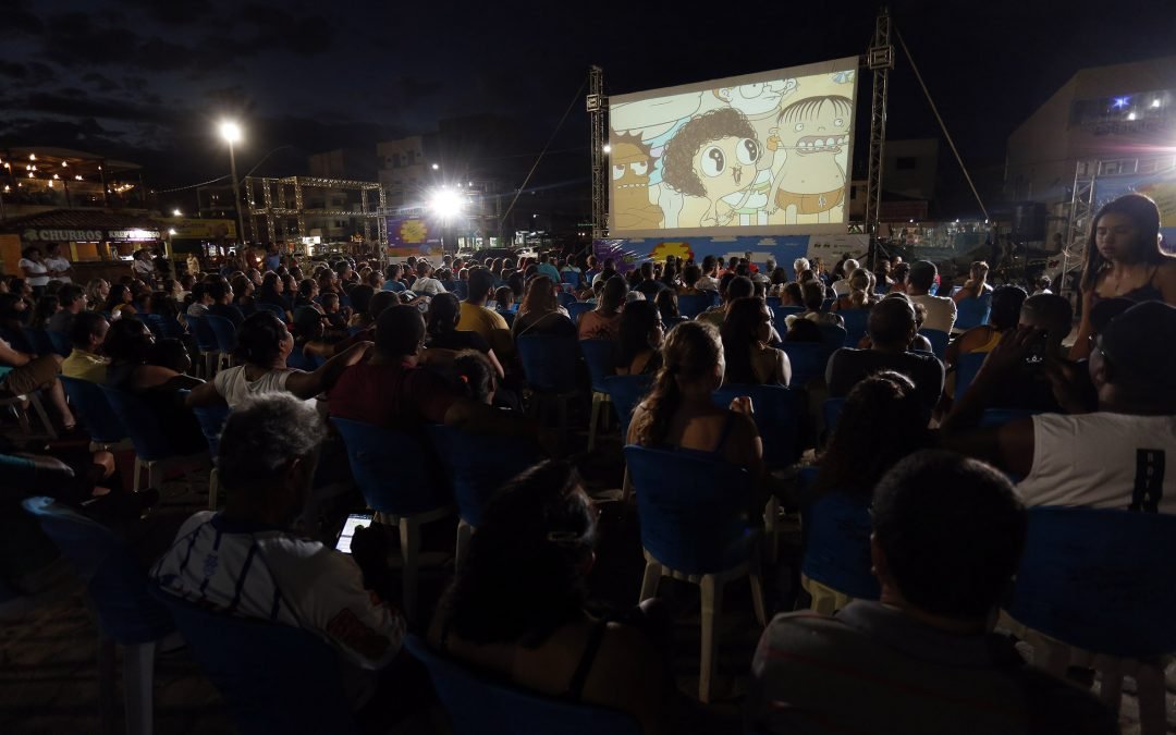 Guriri lota sessão de encerramento do 25º Festival de Cinema de Vitória Itinerante